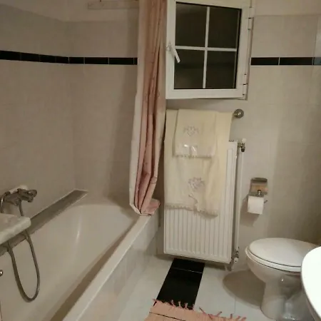 Voula Pentátion